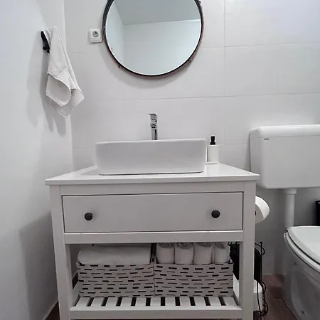 Holiday Home Omisalj Apartament Omišalj