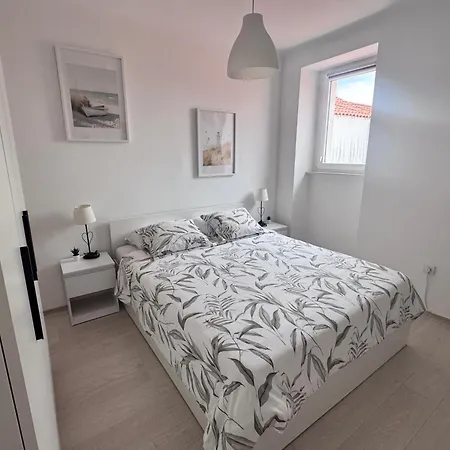 Appartement Holiday Home Omisalj